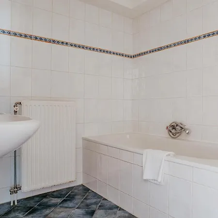 Hébergement de vacances 3 Bedroom Stunning In Uitgeest